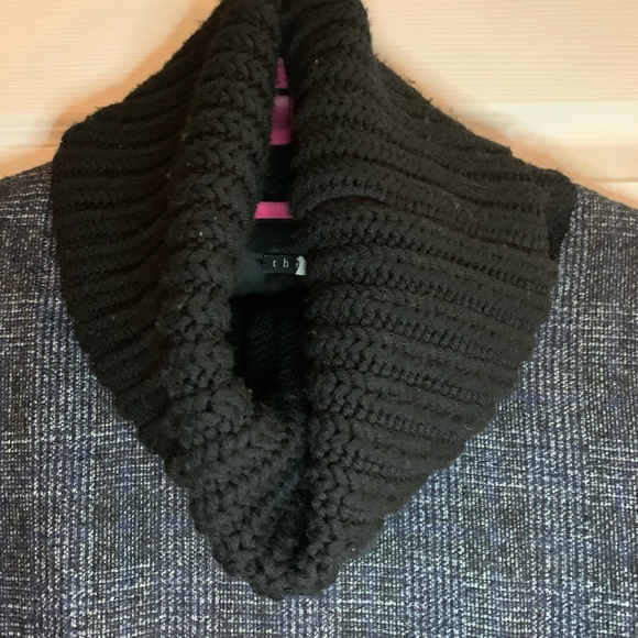 Theory Knit Dress - Picture 2 of 8